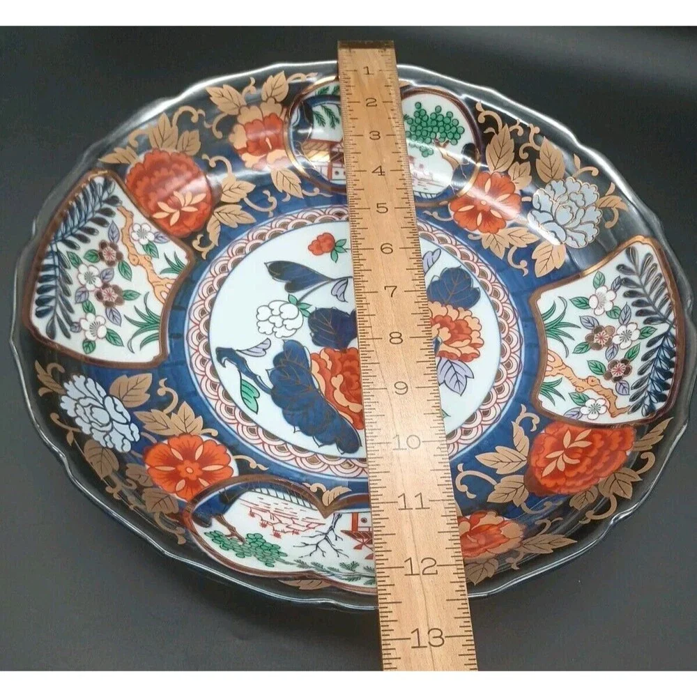 Utsuwa Japan Imari Serving Bowl Chrysanthemum Scalloped Rim Gold 12.25
